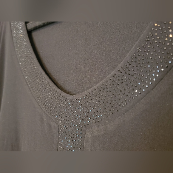 Avenue Women's Plus Black Tunic with Drape Hemline Gem Studded Neckline - 22/24 - Picture 8 of 10